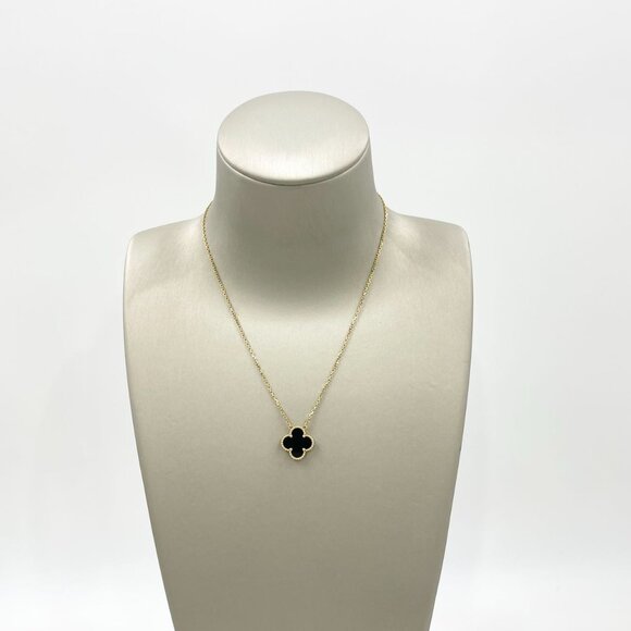 Authentic VCA Vintage Alhambra Black Onyx Pendant 18K YG Necklace - Picture 5 of 10